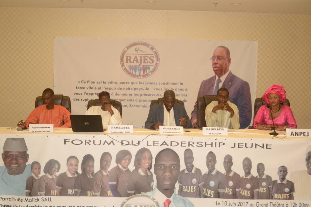 Forum du leadership jeune organisé par le RAJES