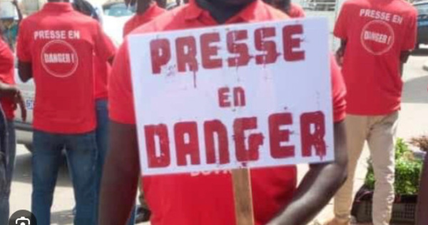 Qui veut tuer la presse sénégalaise?